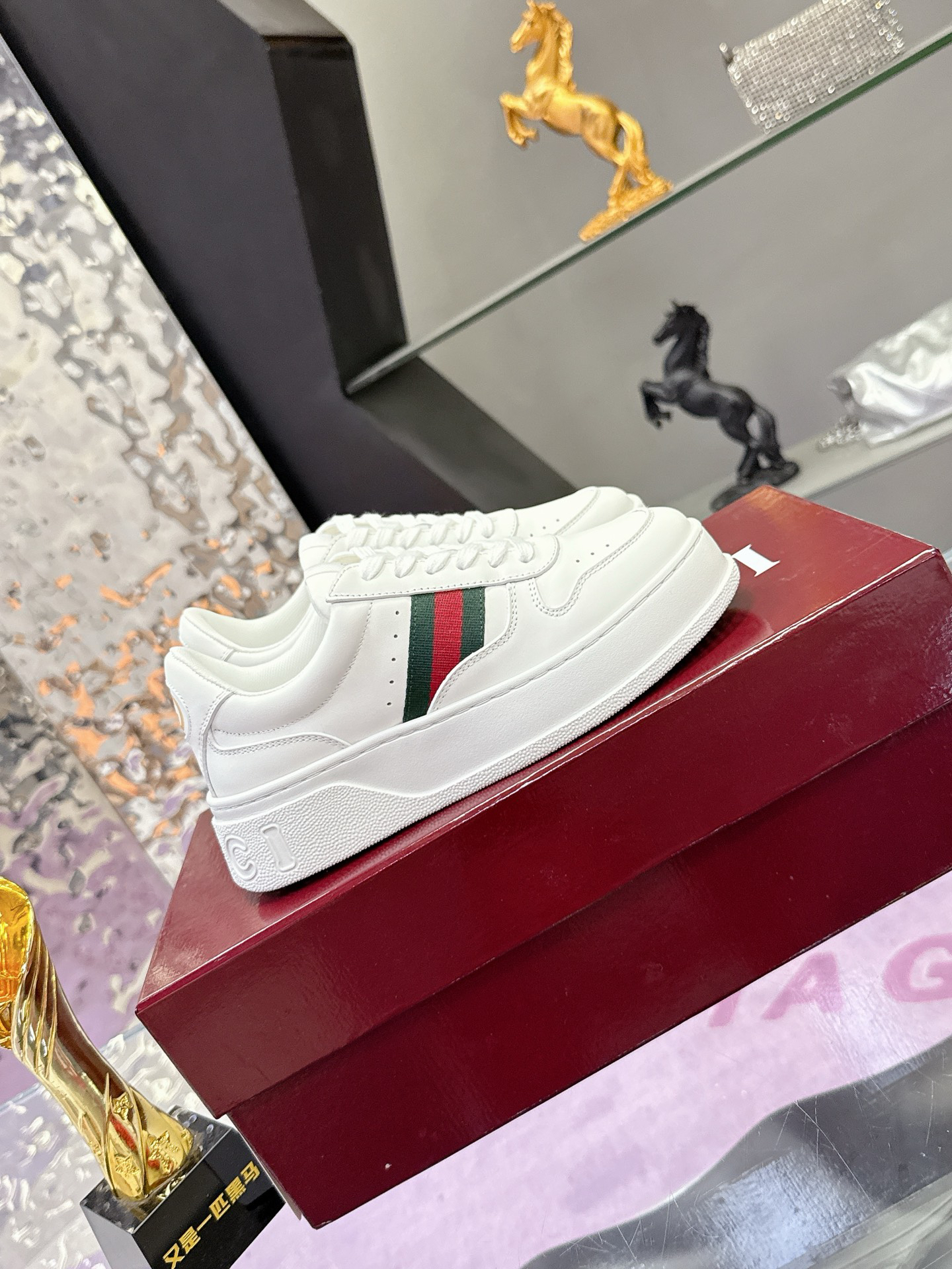 Gucci Sneakers-136