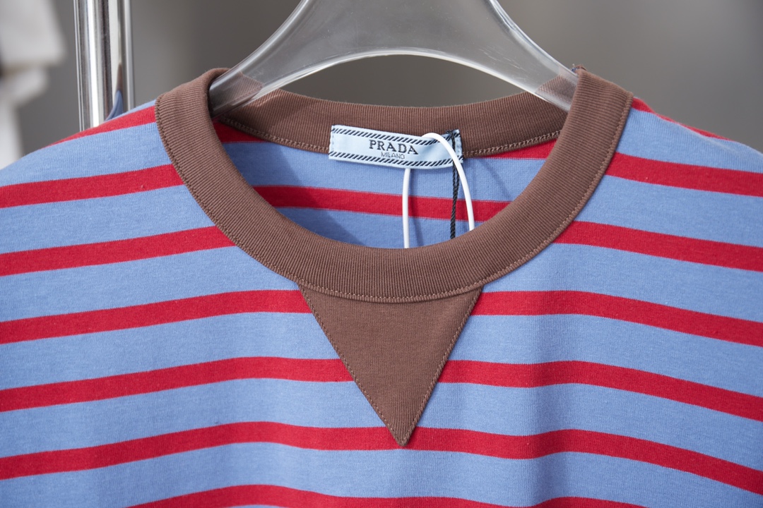 Prada clothing-249