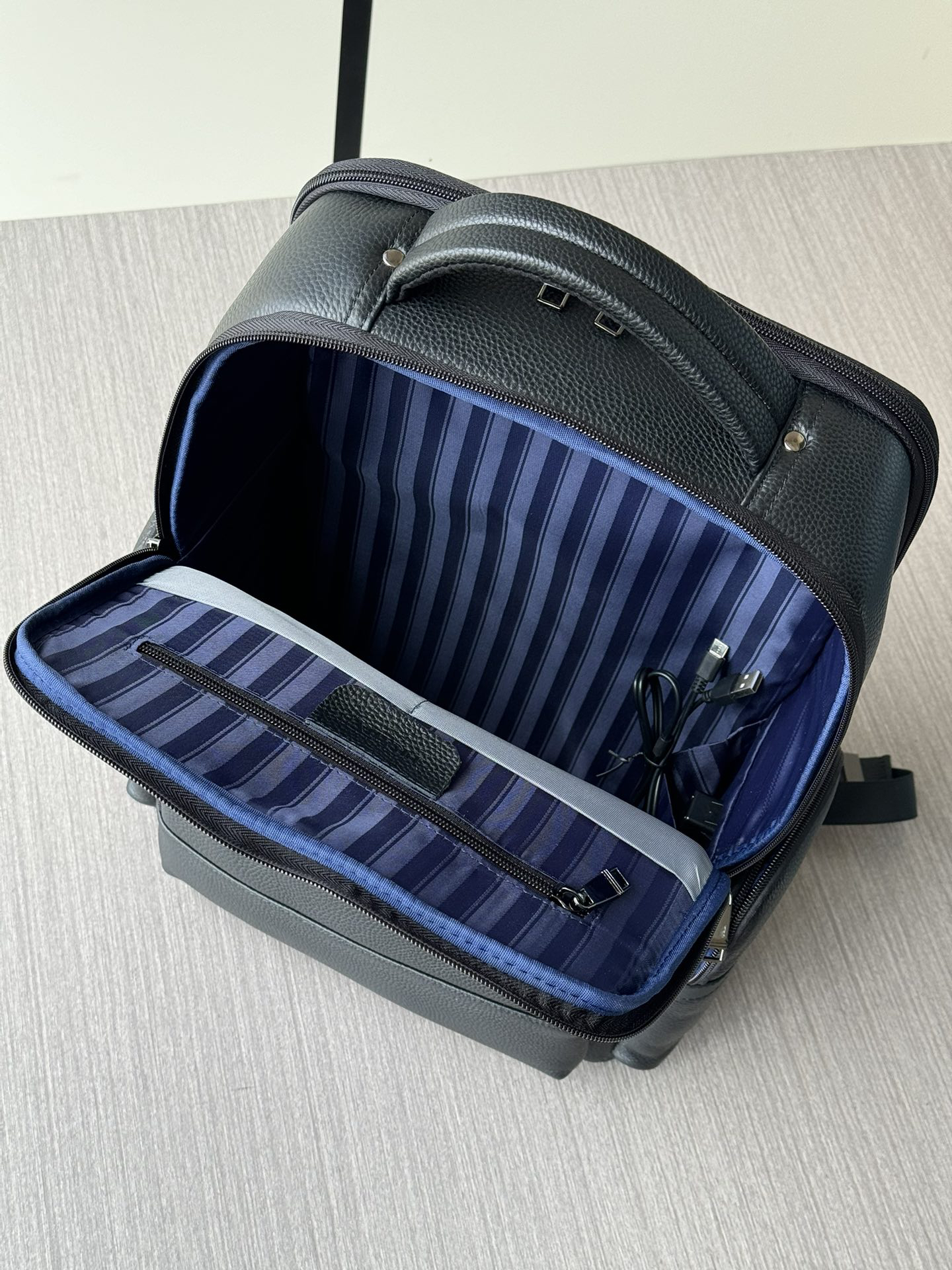 Prada Hot New Product-210