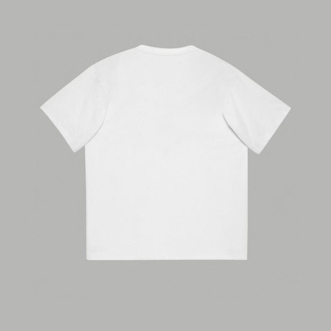 Gucci clothing-246