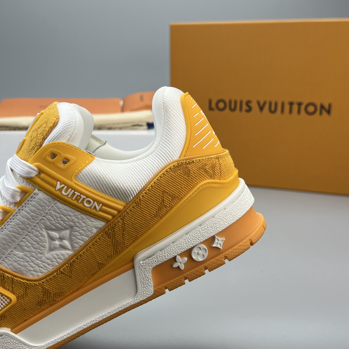 Lv Sneakers-137