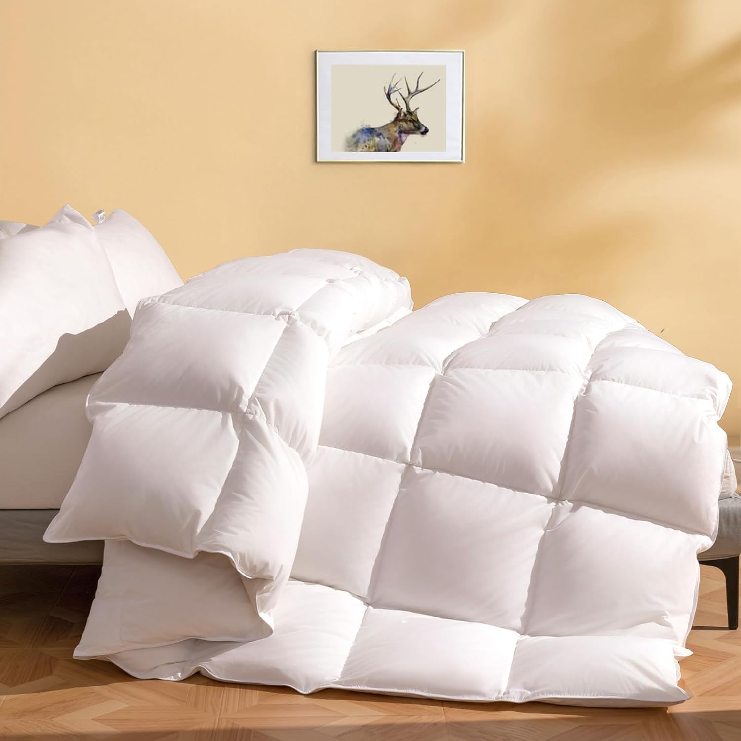 DWR Luxury Feather Down Fiber Comforter King Size, Ultra-Soft Egyptian Cotton-Blend Fabric, High FP Medium Weight for All Season Hotel Style Fluffy Duvet Insert with Ties (106