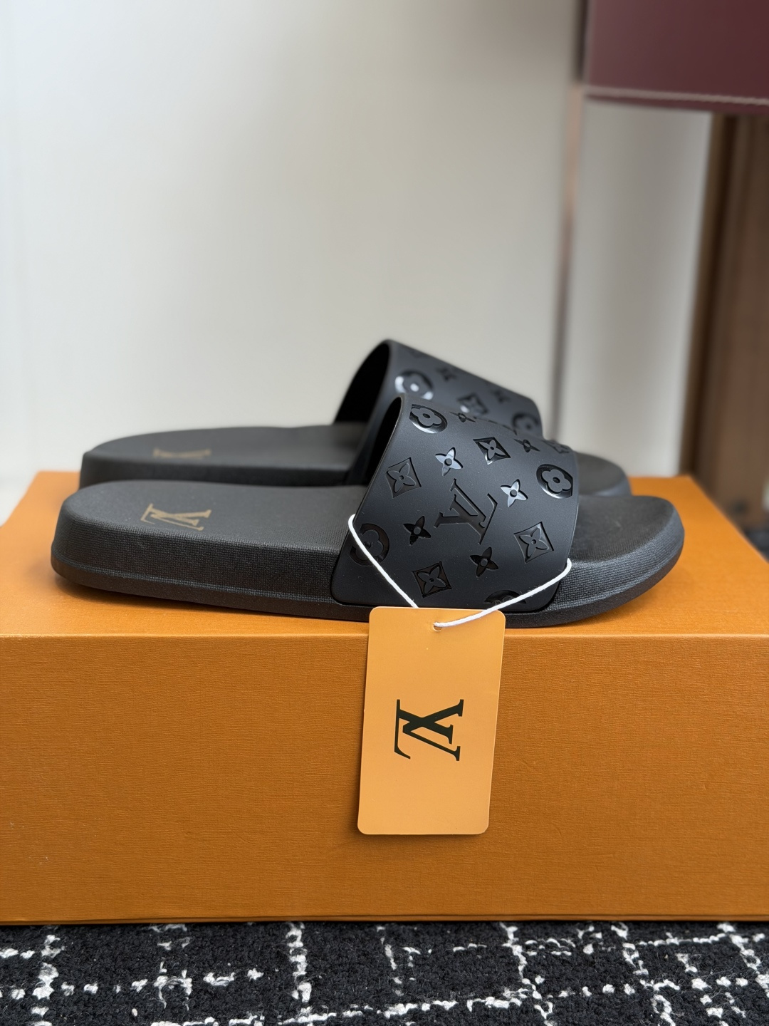 LV Summer footwear