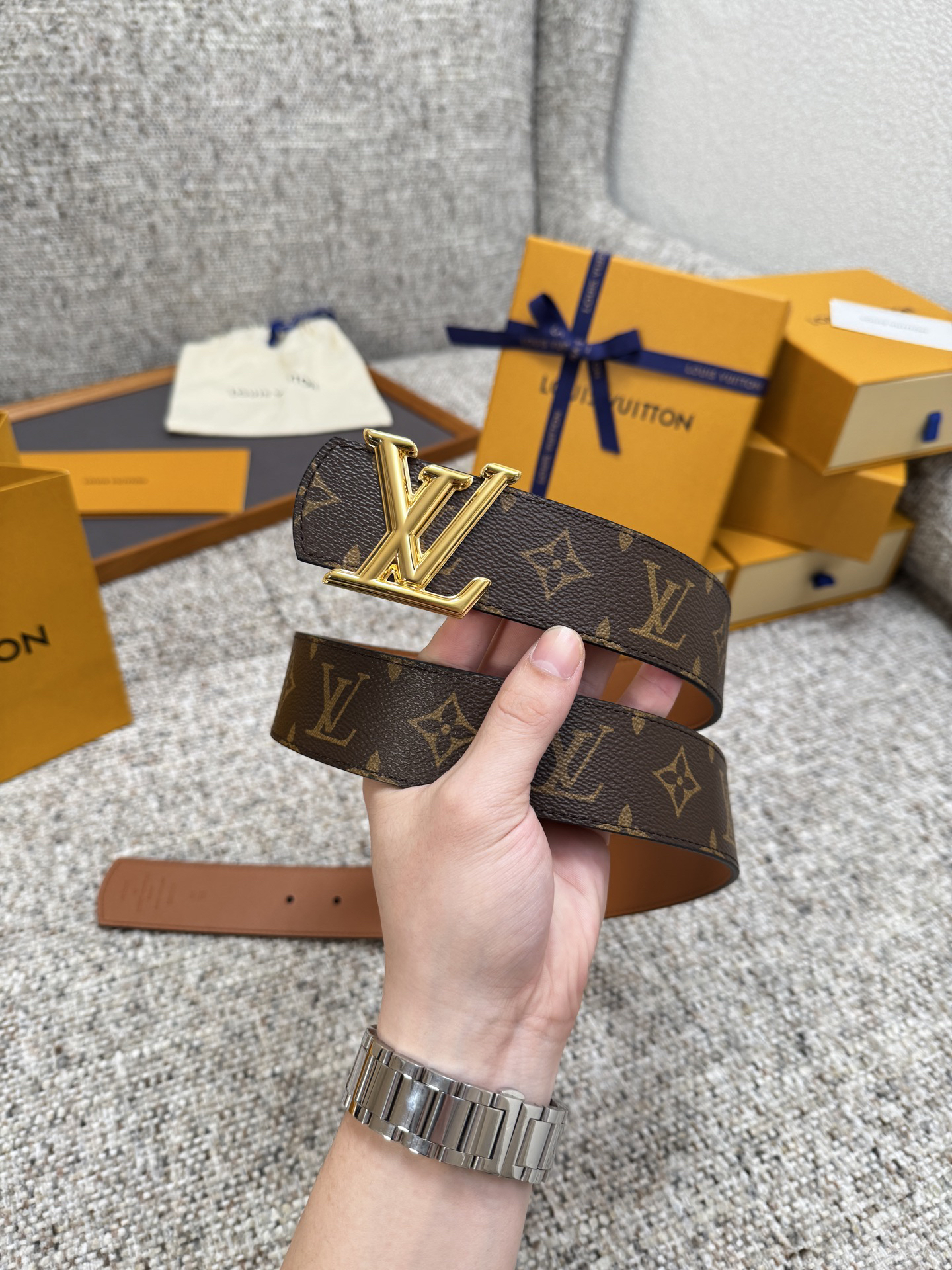 Lv belt-46