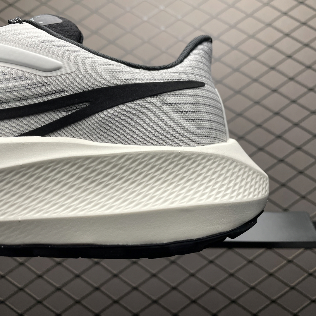Nike Sneakers-117
