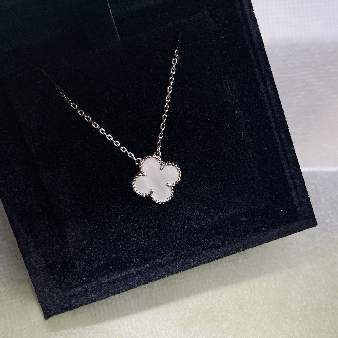 Van Cleef & Arpels necklace-34