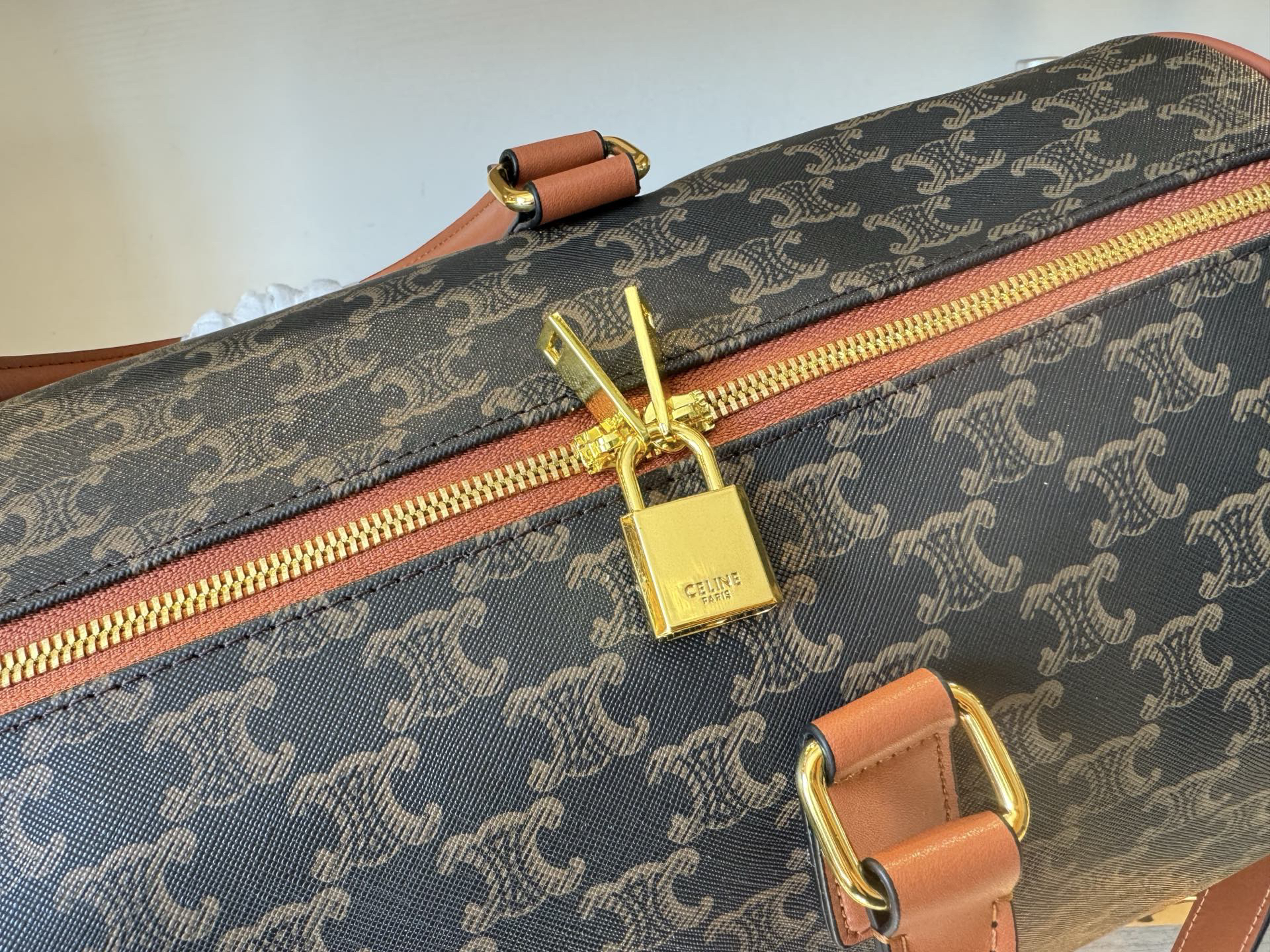 Celine Hot New Product-17