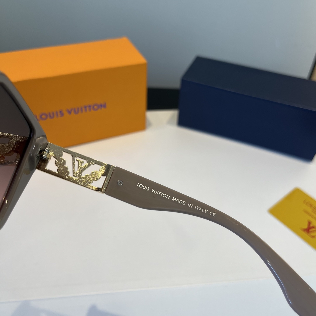 LV glasses-40