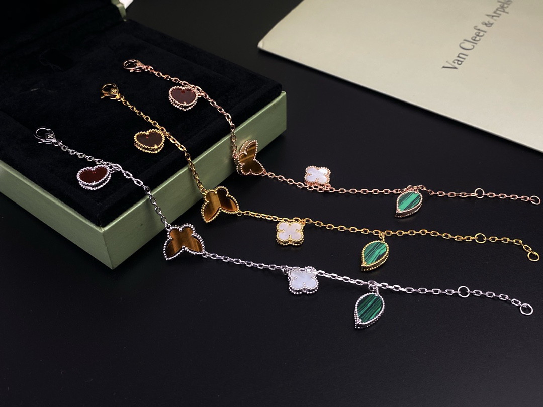 Van Cleef & Arpels Bracelet-55