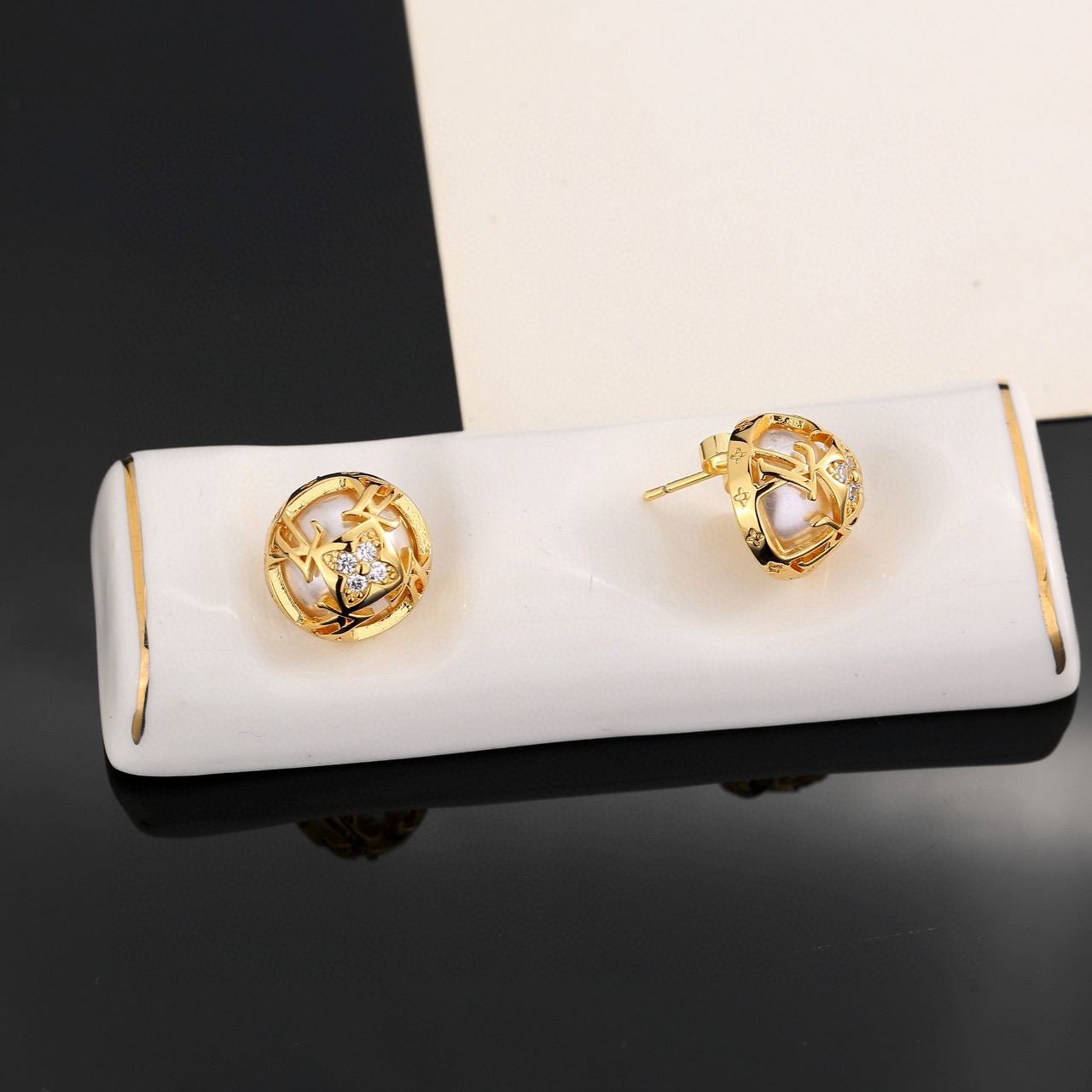 LV earrings-13
