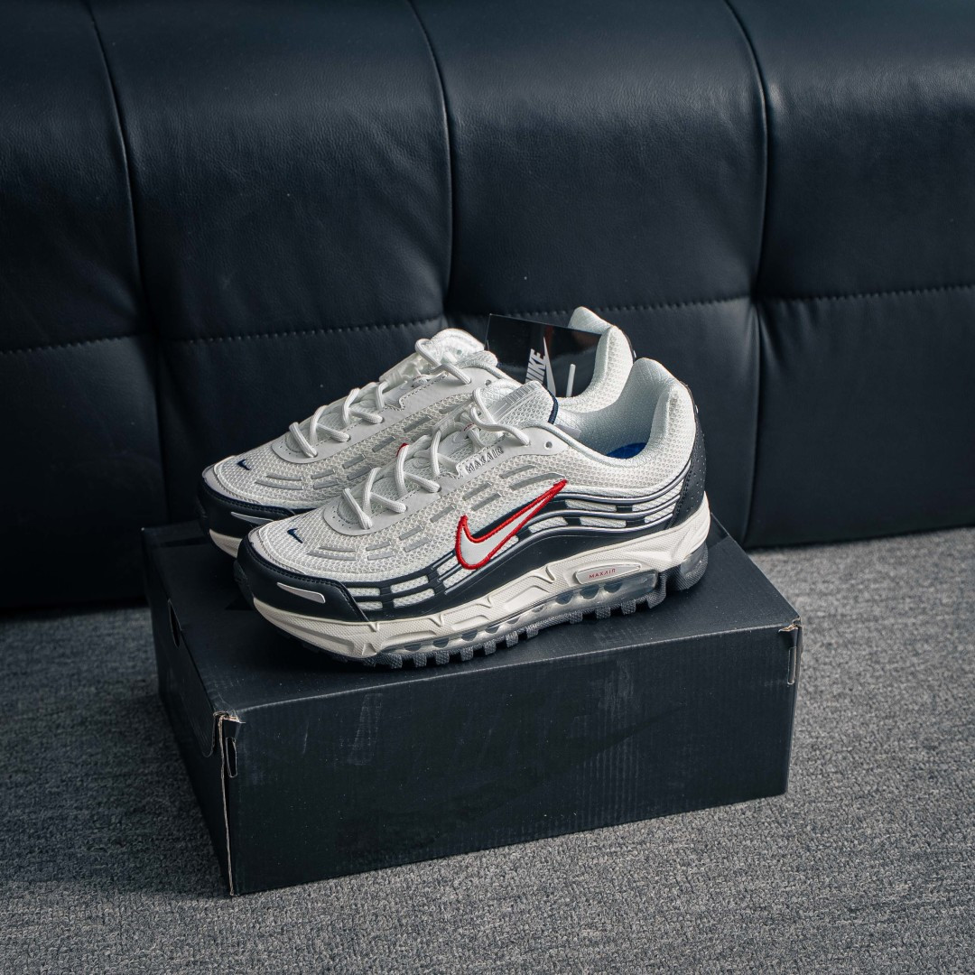 Nike Sneakers-123