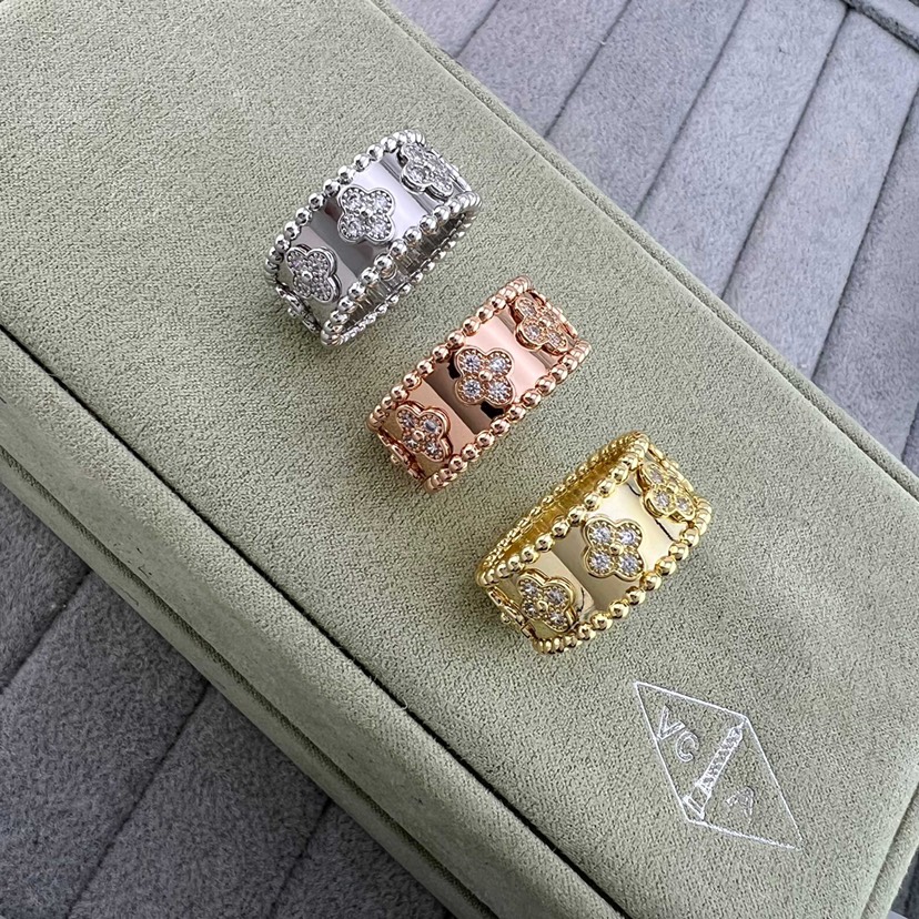 Van Cleef & Arpels ring-47