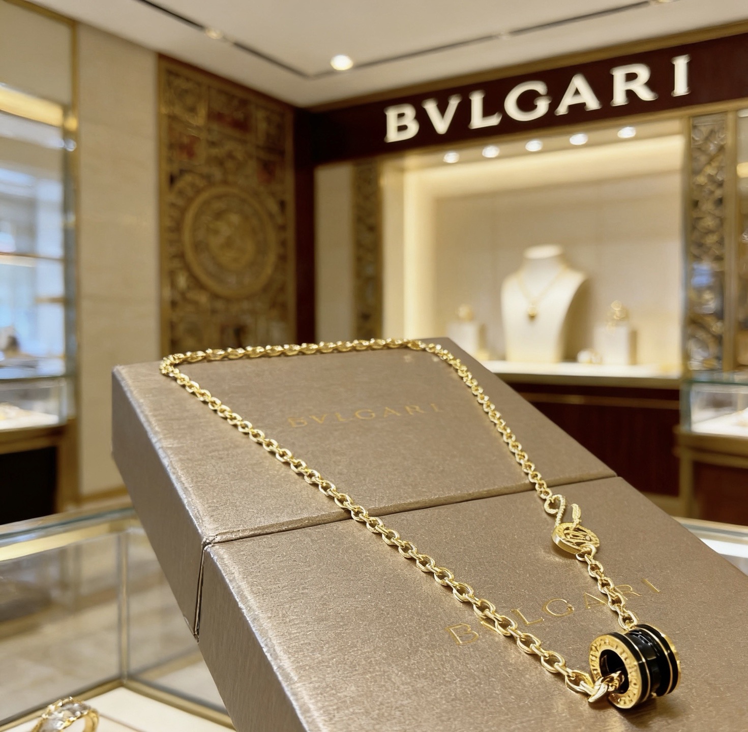 Bottega Veneta necklace-9