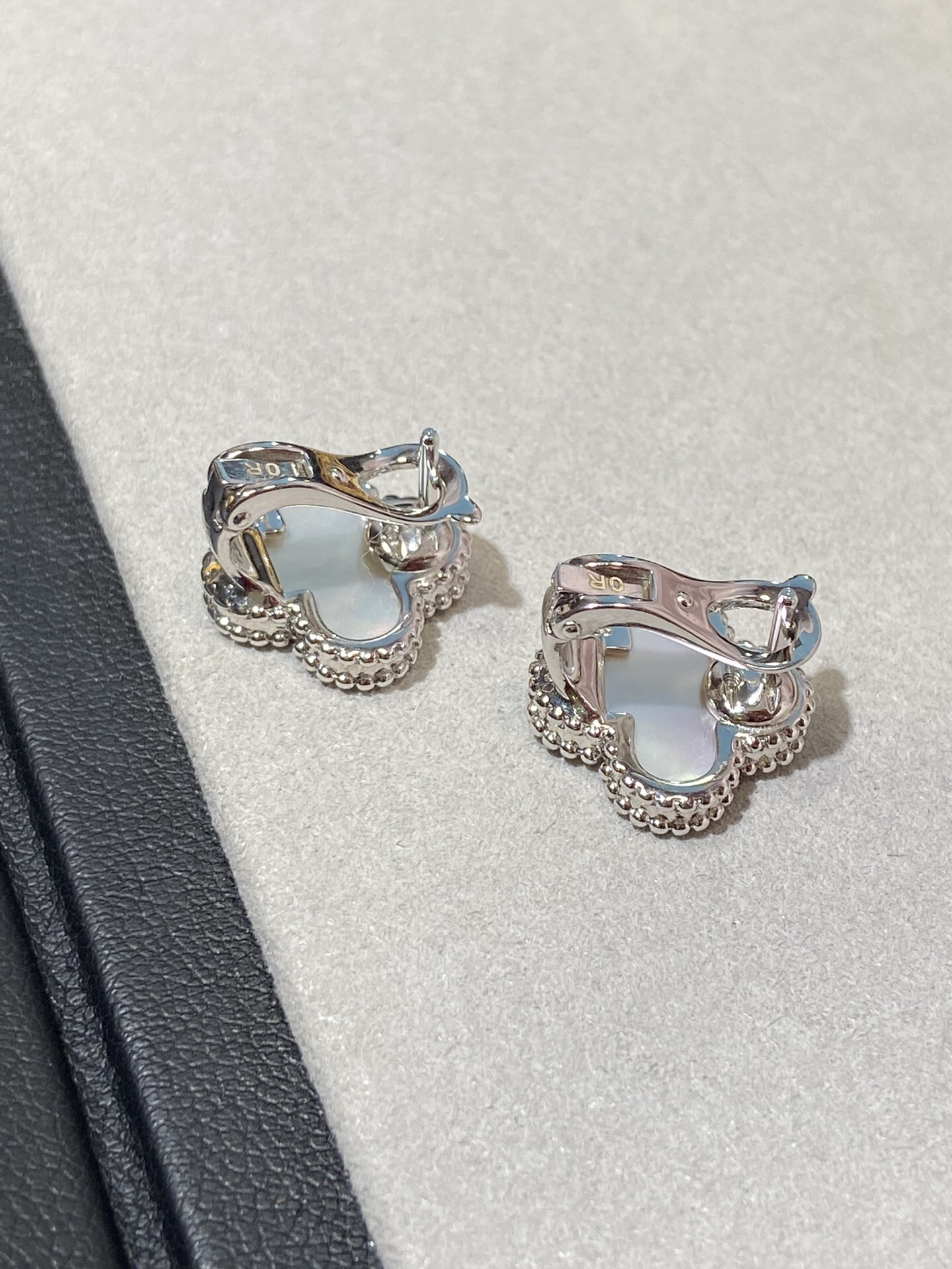 Van Cleef & Arpels earring-3