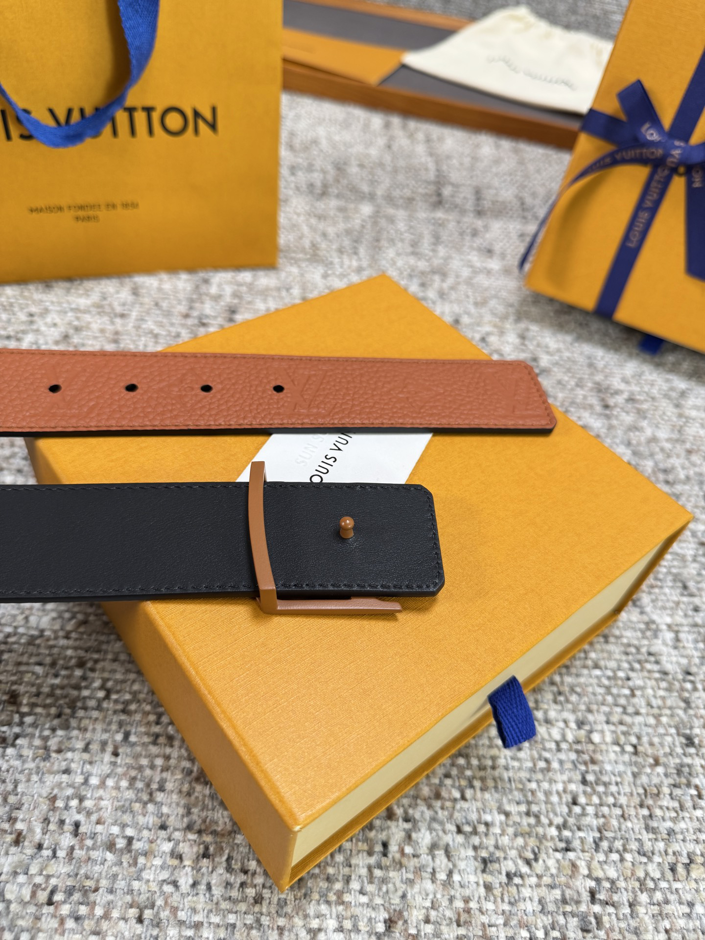 Lv belt-101