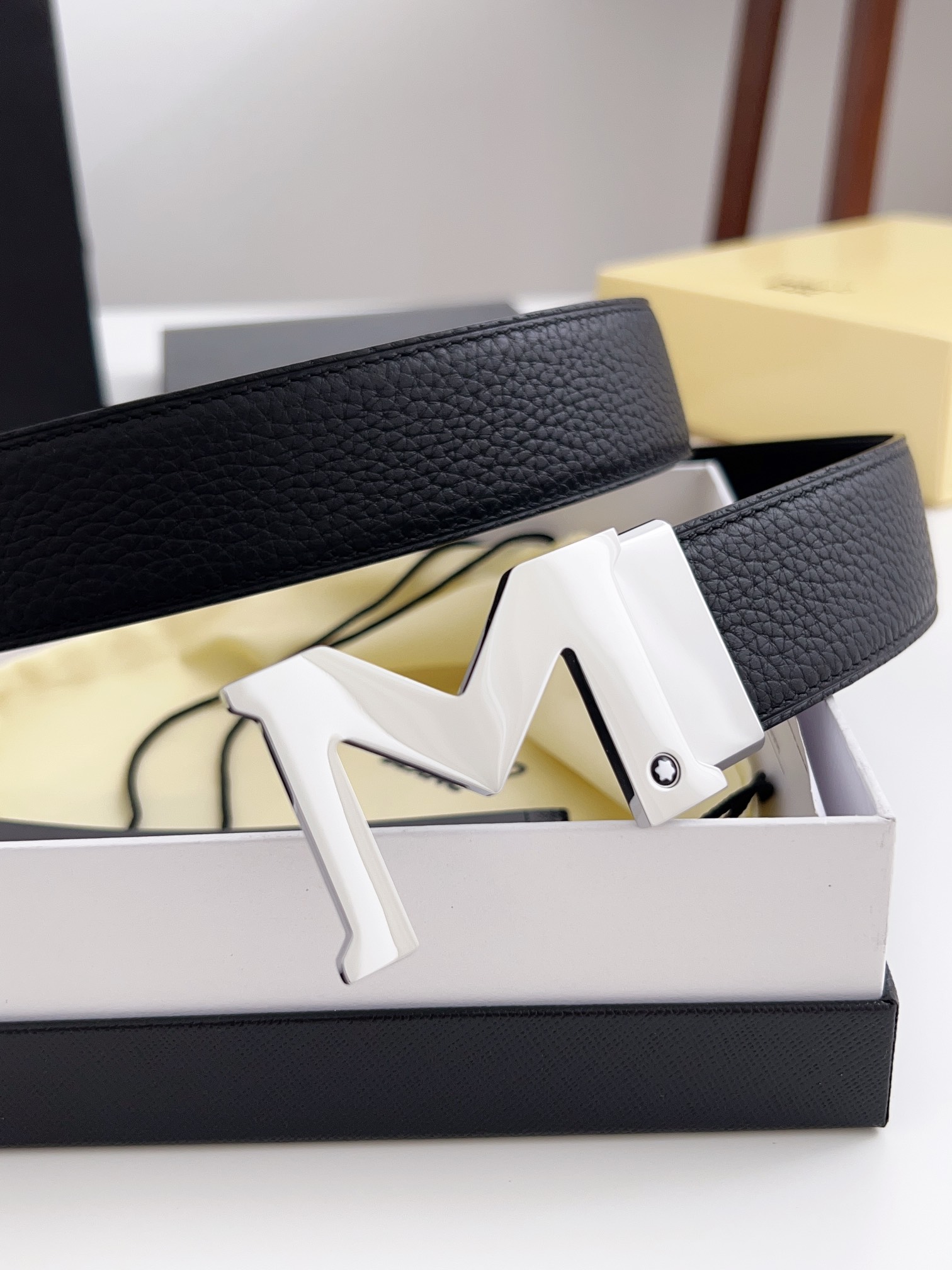 Montblanc belt-38