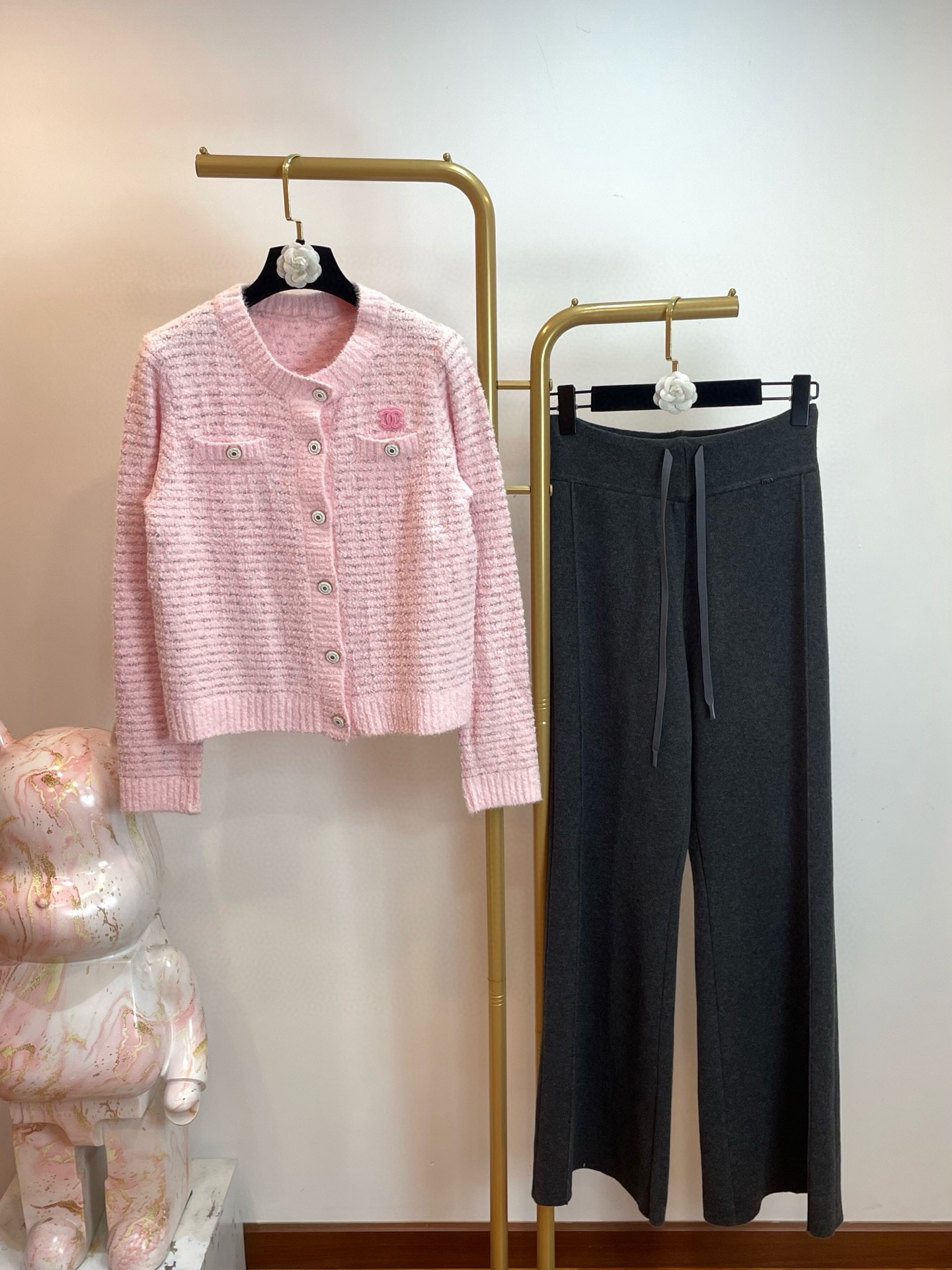 Chanel clothing-124