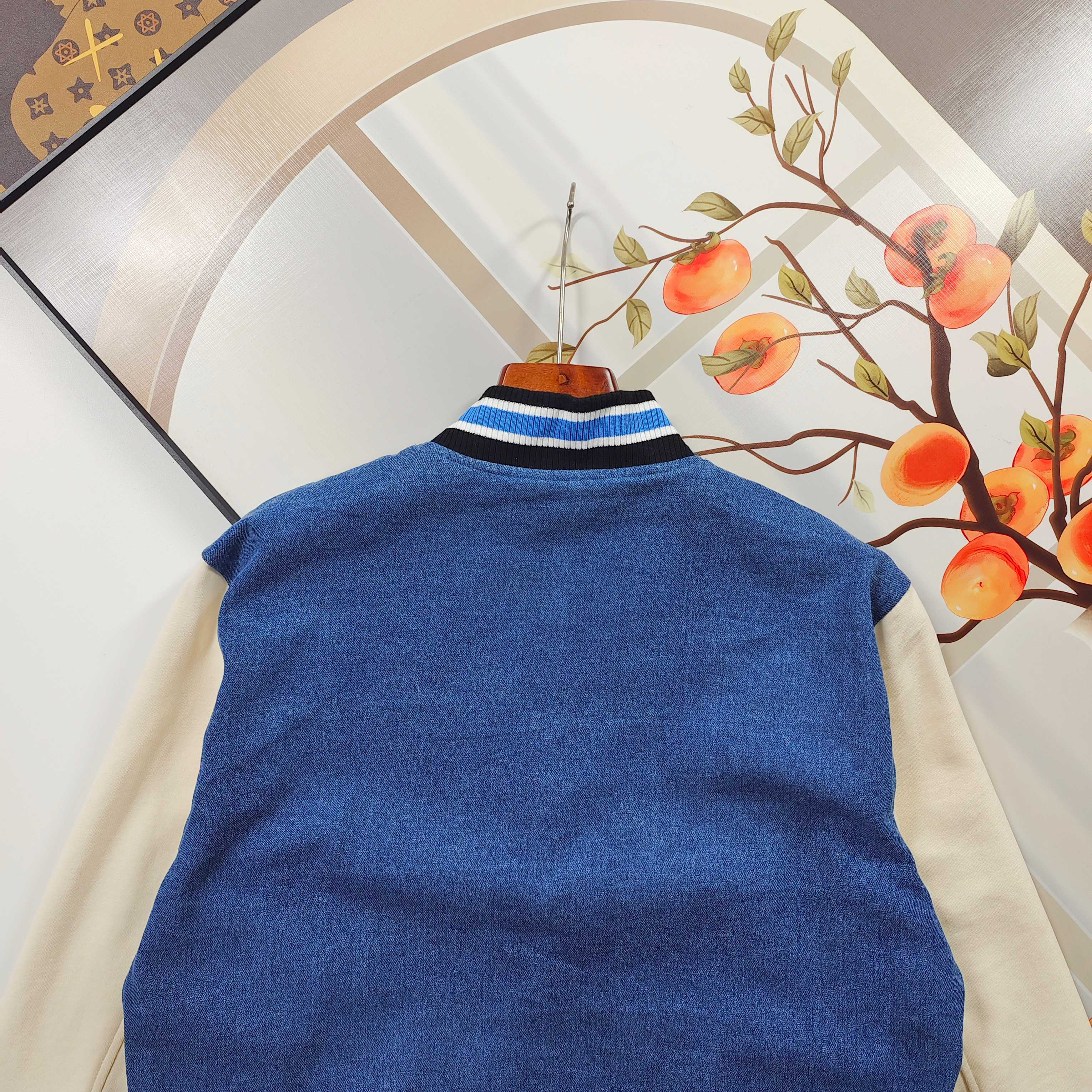 Gucci Clothing-310