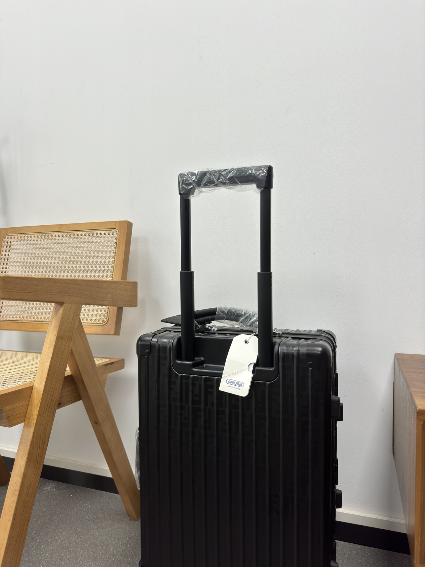 Fendi luggage-28