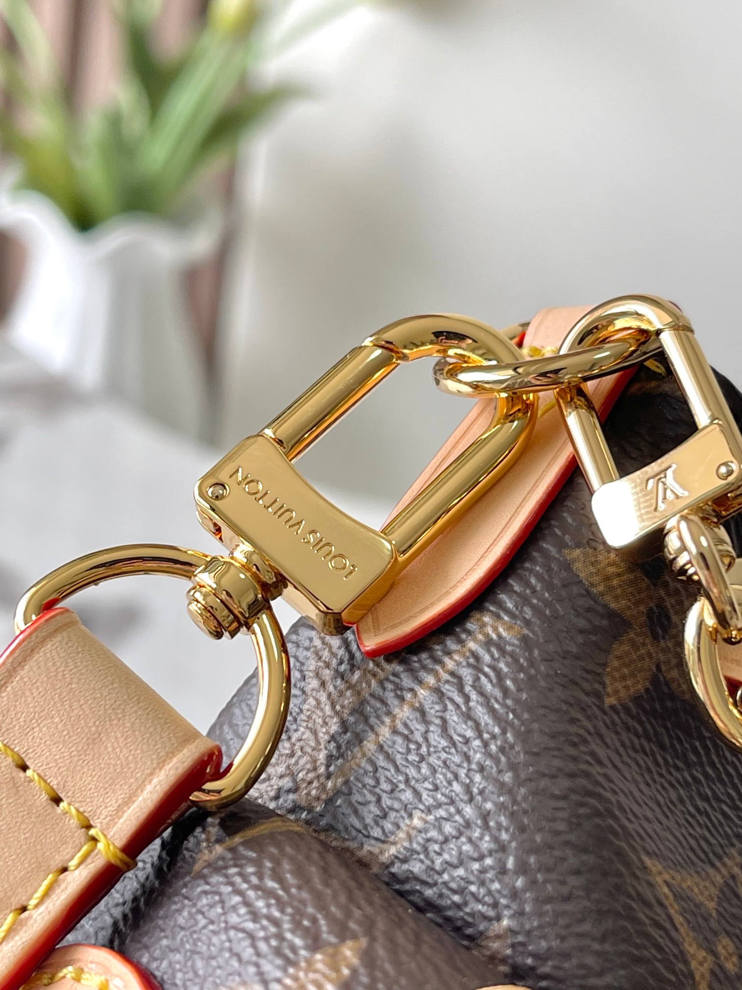 Louis Vuitton Hot New Product-86