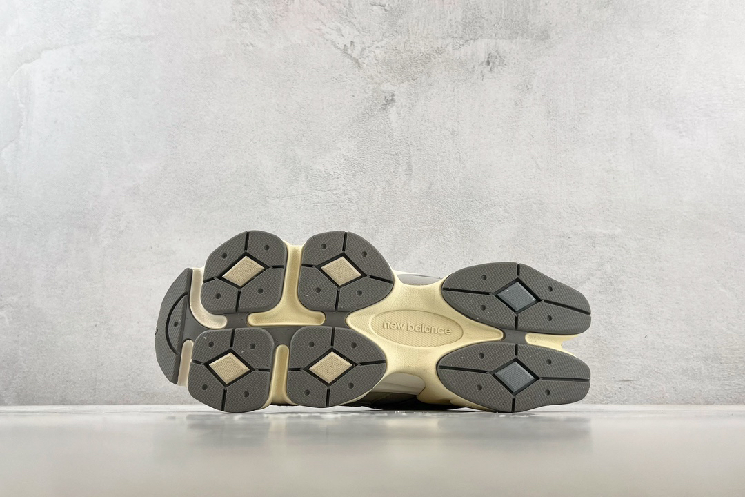 New Balance Sneakers-71