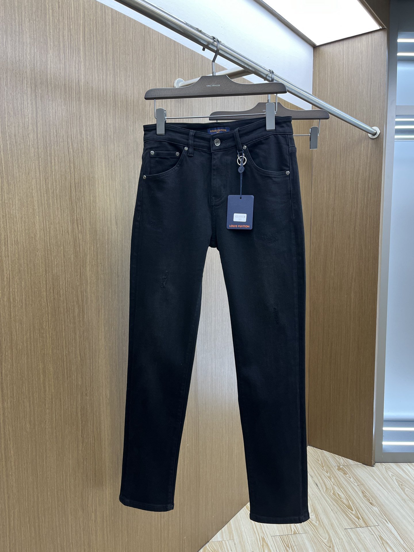LV Clothing-24