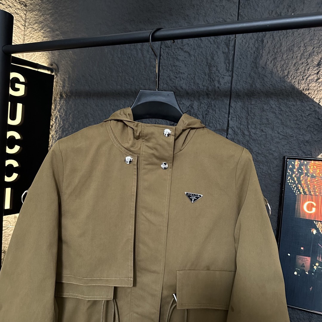 Prada Clothing-259