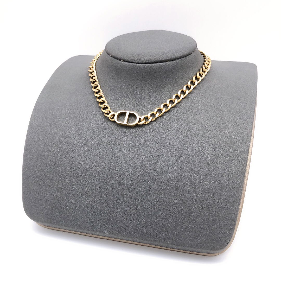 Dior necklace-36