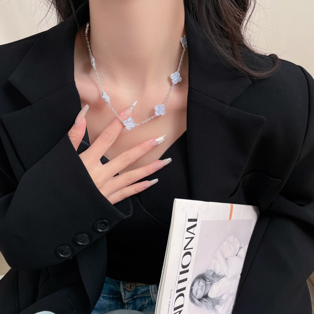 Van Cleef & Arpels necklace-122