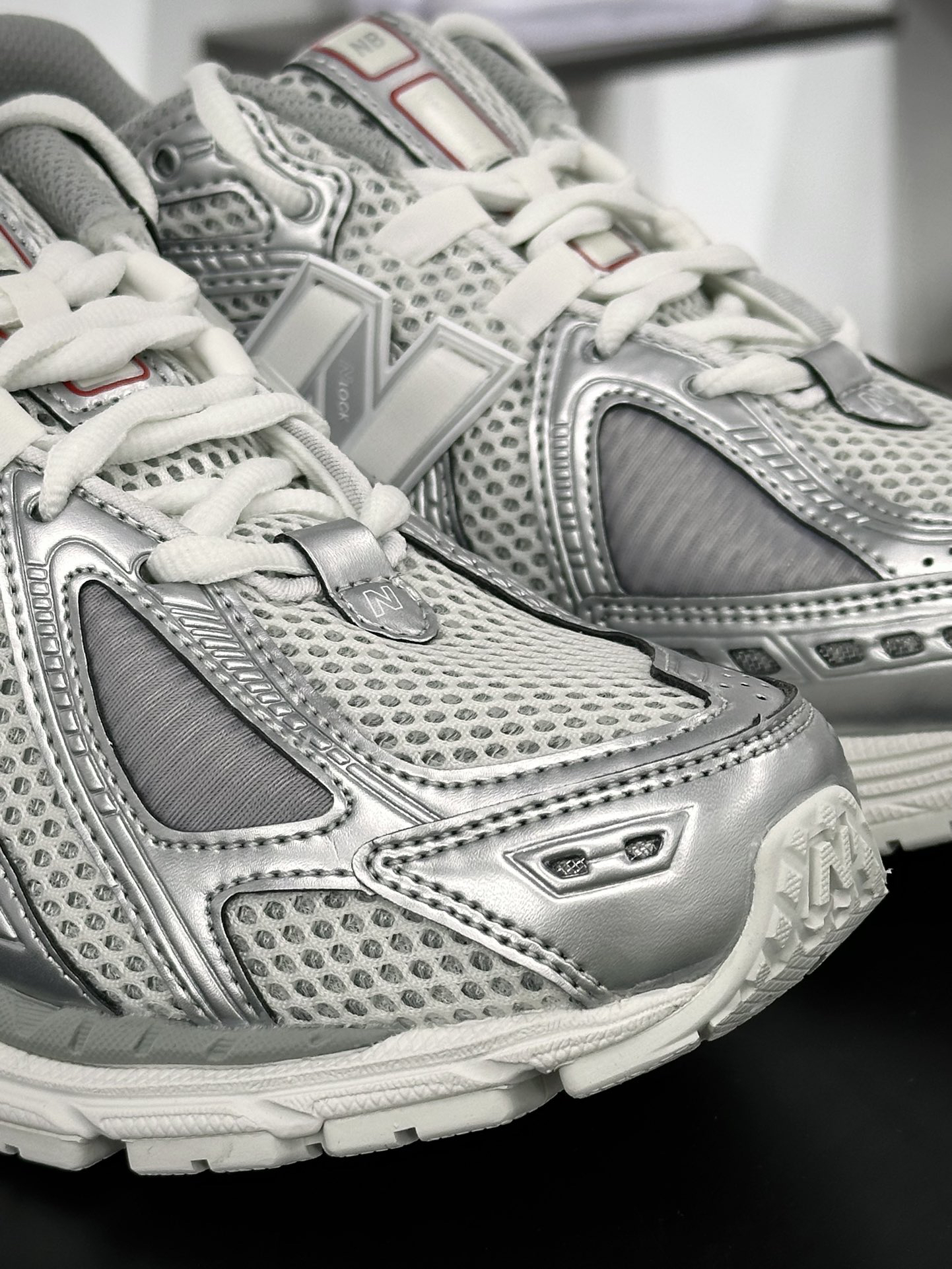 New Balance Sneakers-25