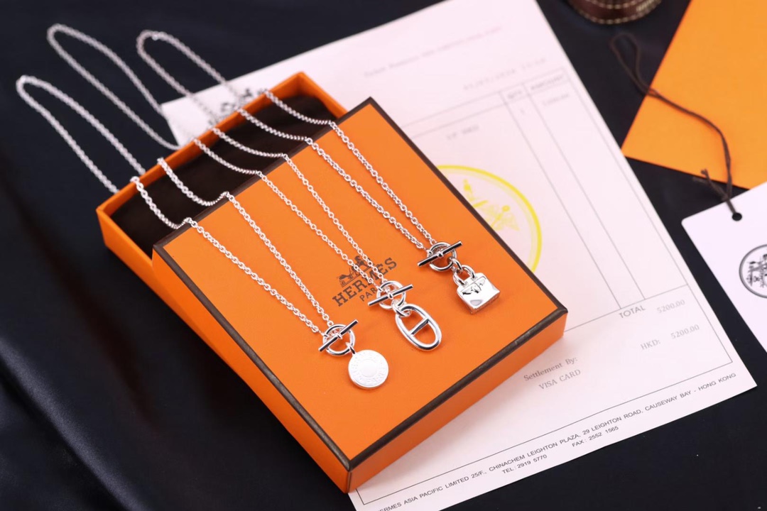 Hermes necklace-35