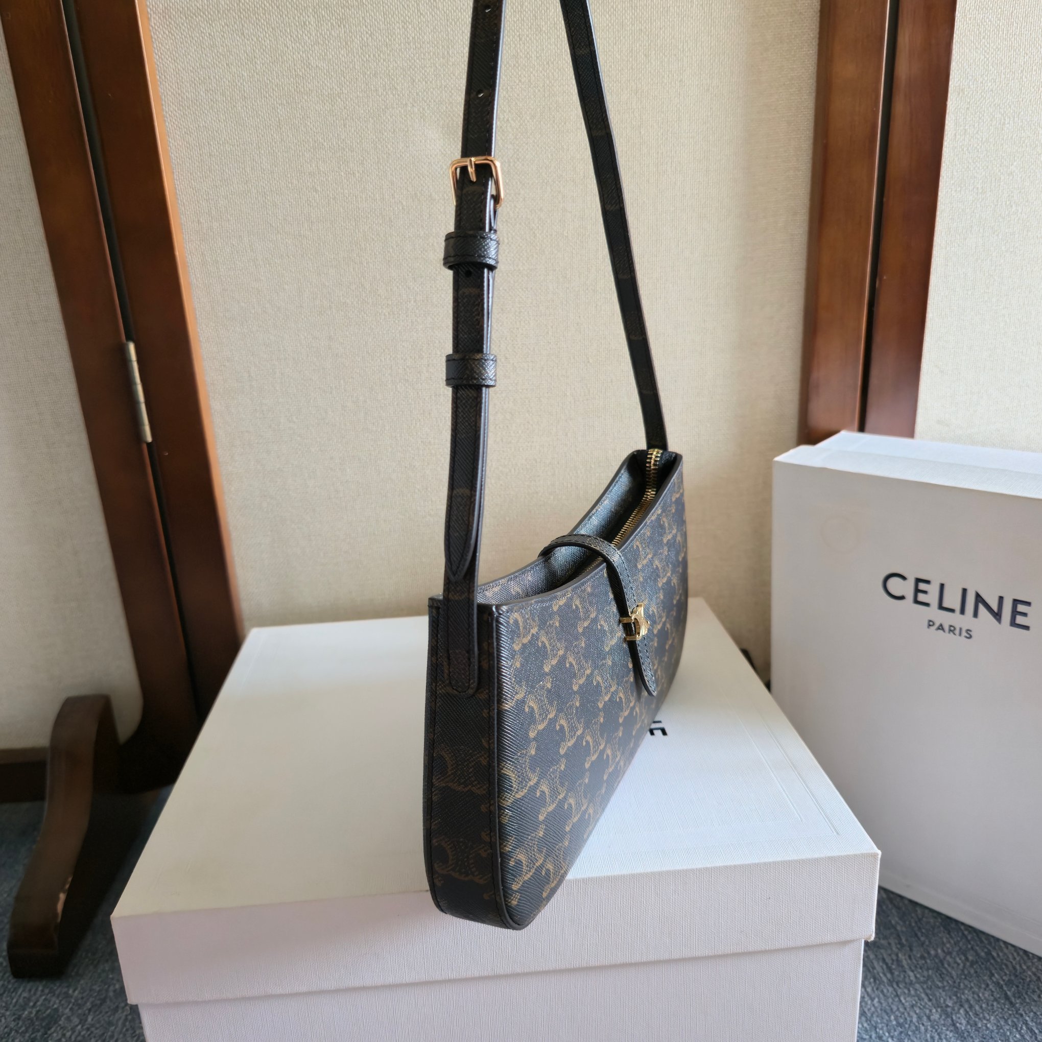 Celine Hot New Product-1