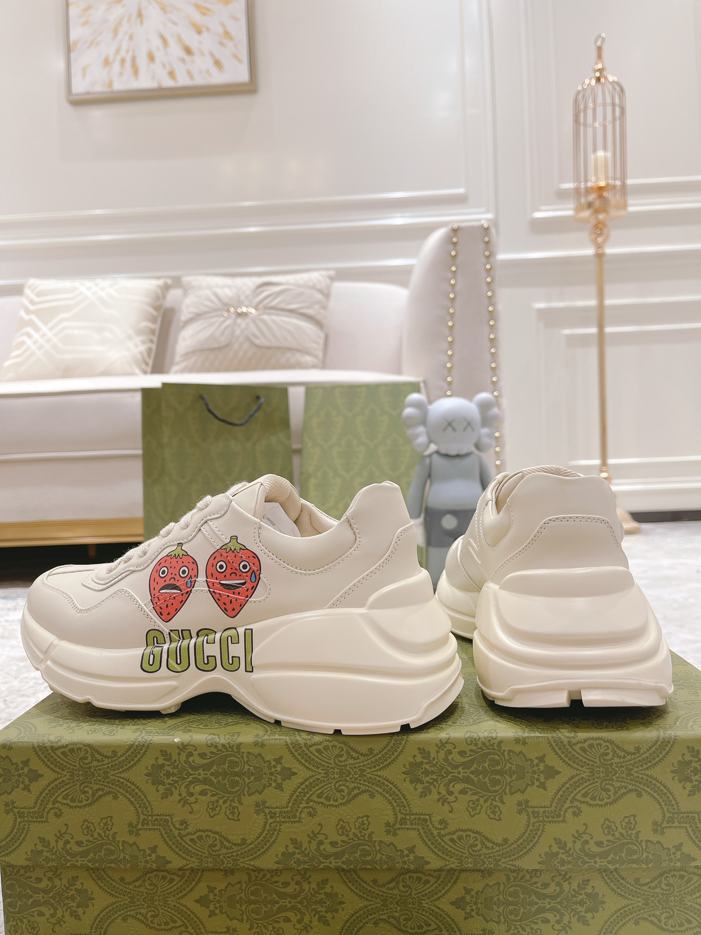 Gucci Sneakers-26