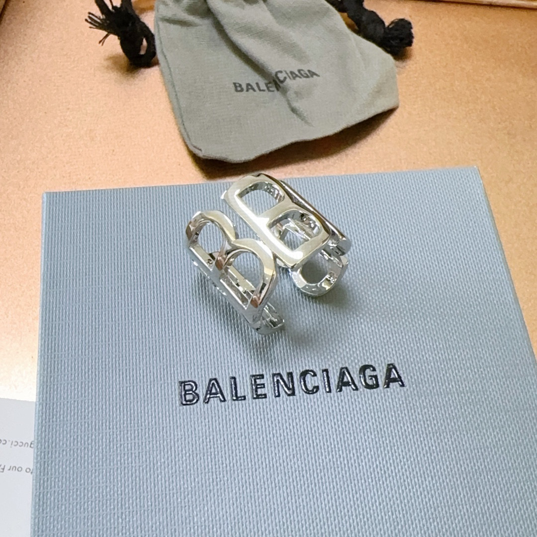 Balenciaga ring-3