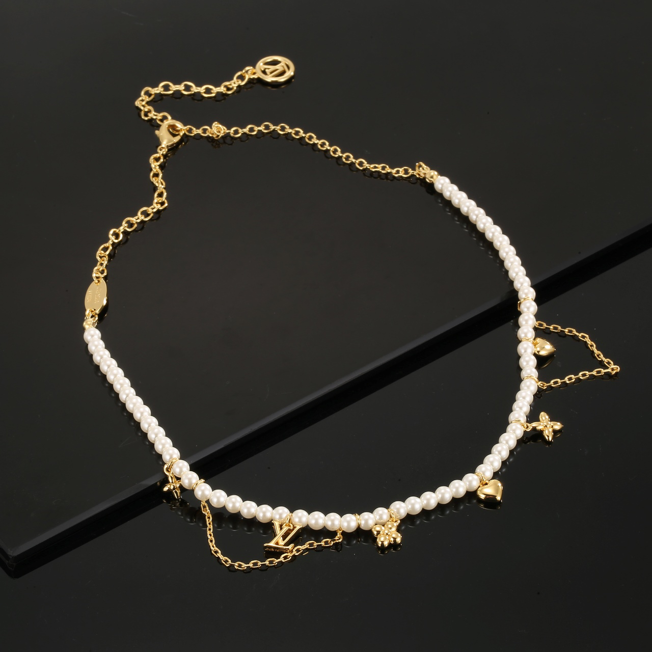 LV necklace-76