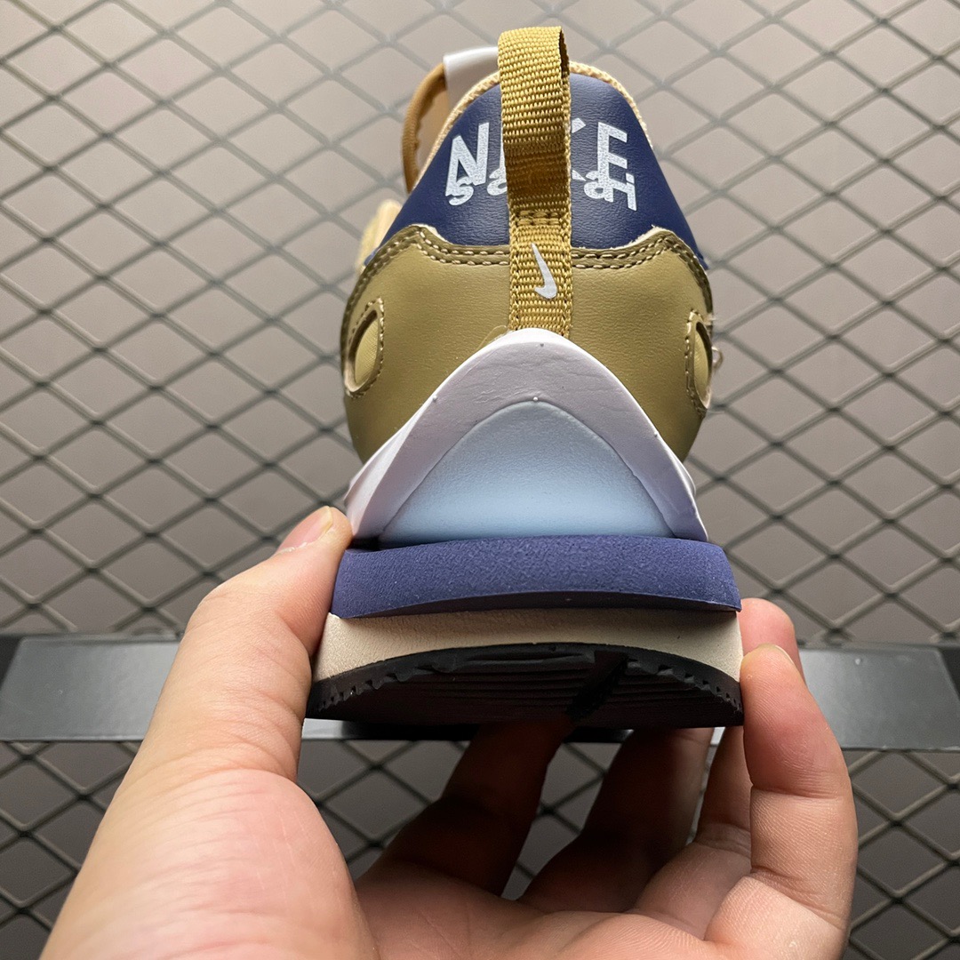 Nike Sneakers-162