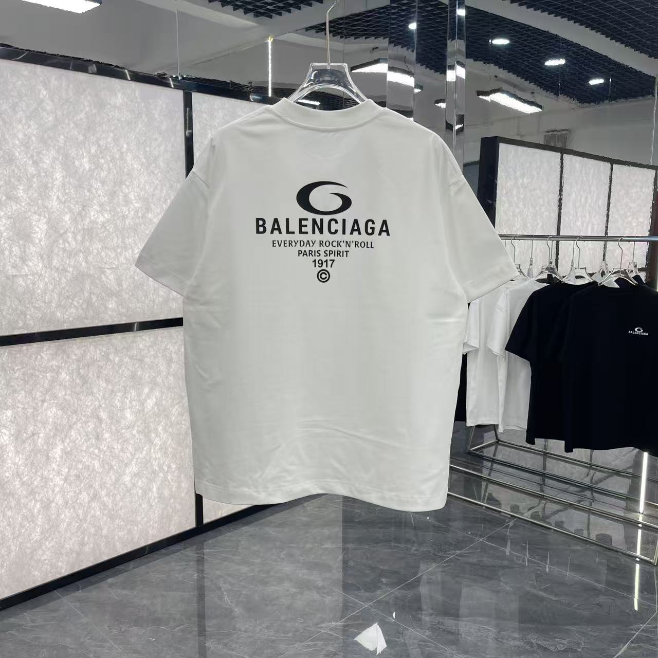 Balenciaga clothing-91