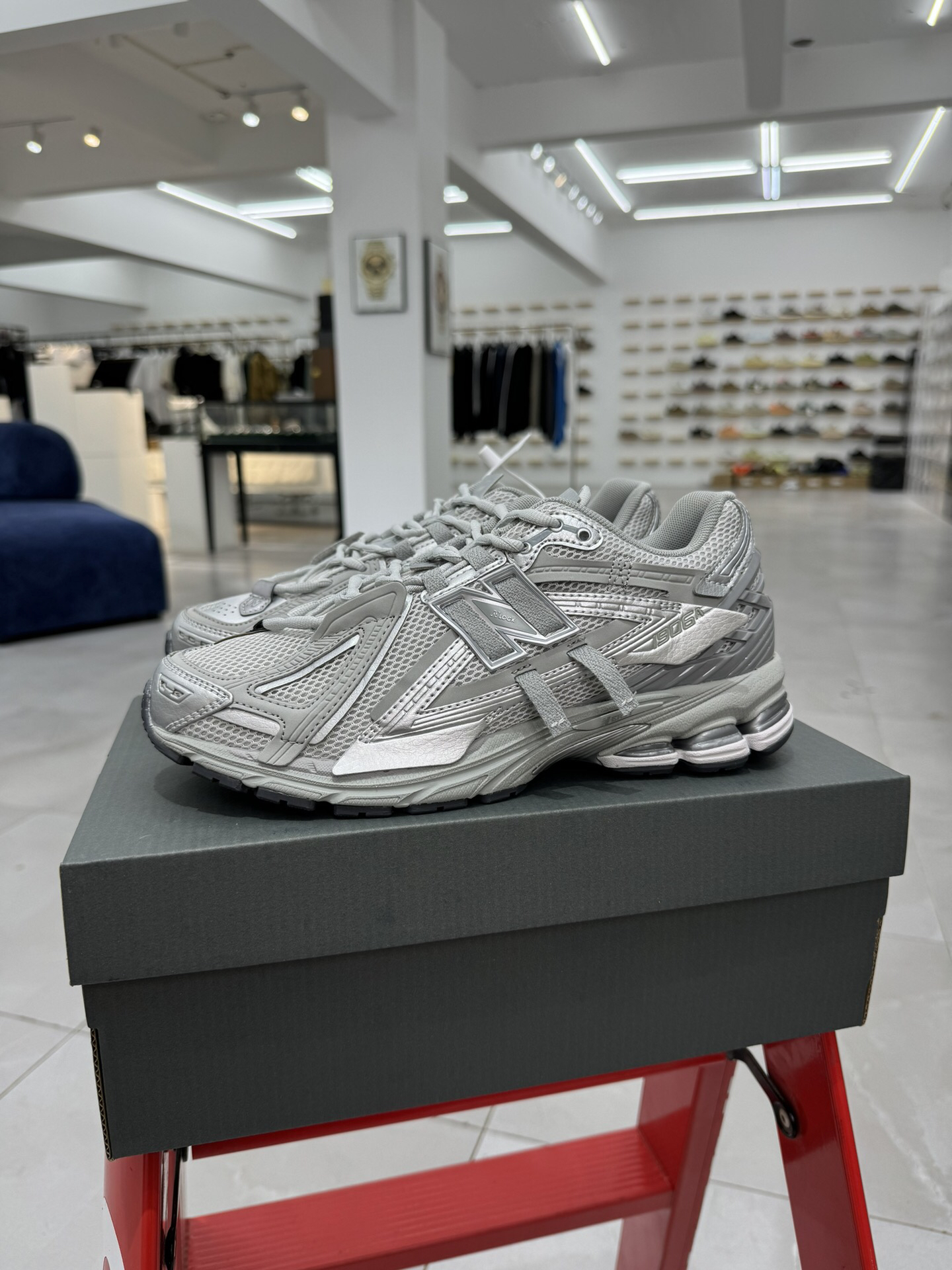 New Balance Sneakers-128