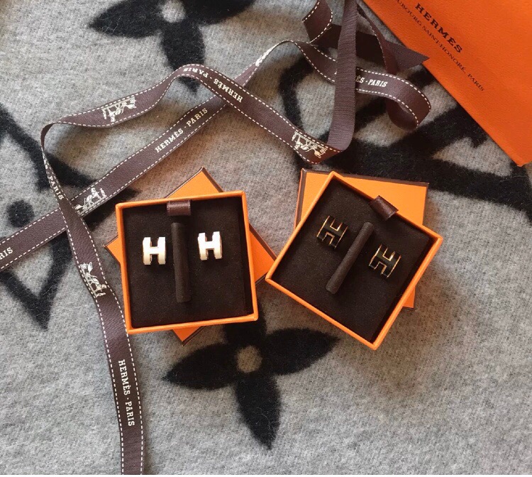 Hermes earrings-5