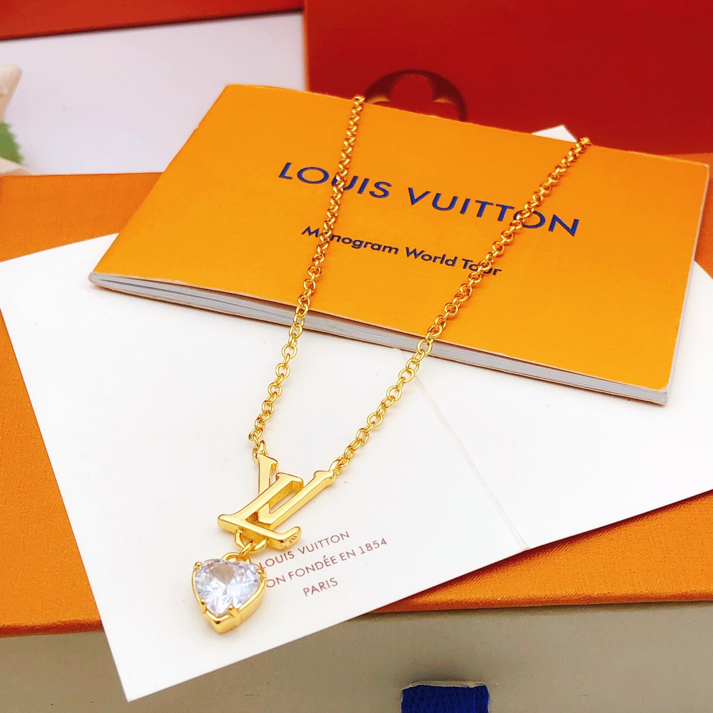 LV necklace-45