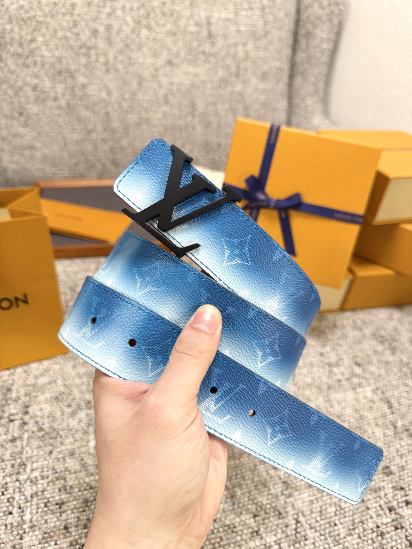 Lv belt-107
