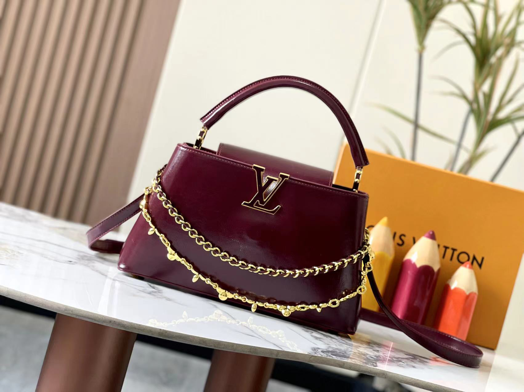 Louis Vuitton Hot New Product-141