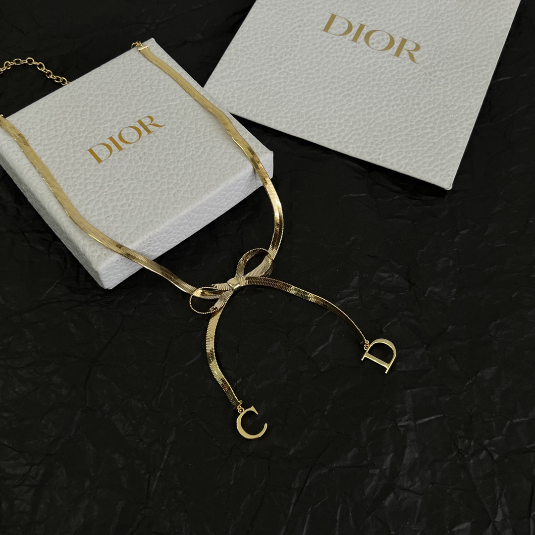 Dior necklace-48