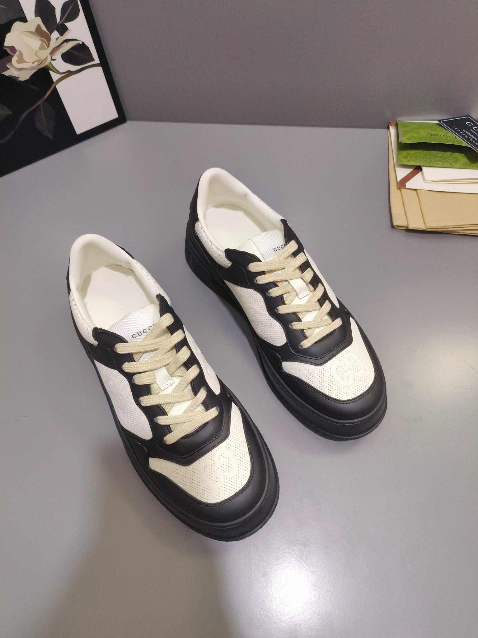 Gucci Sneakers-32