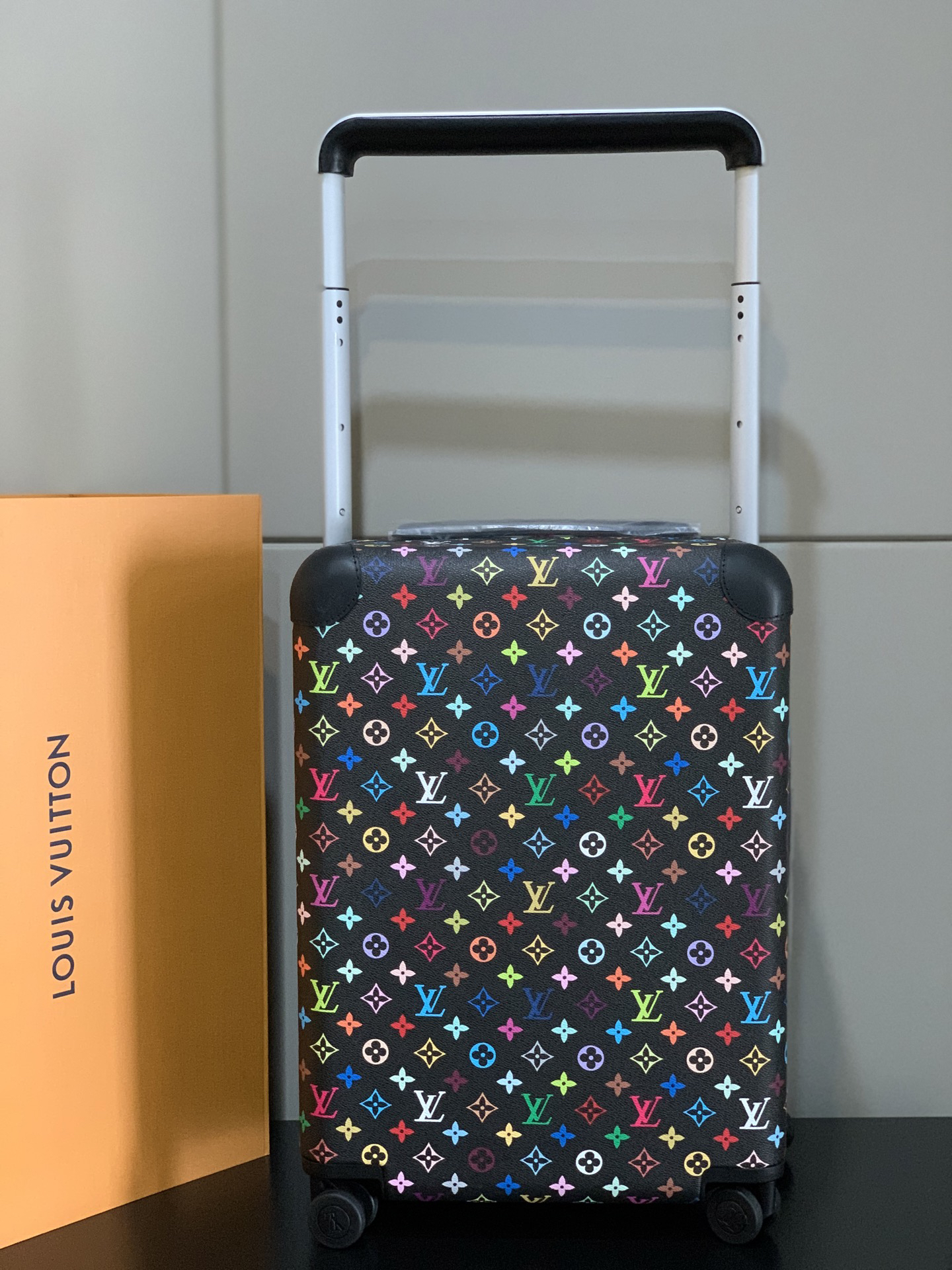 LV luggage-45