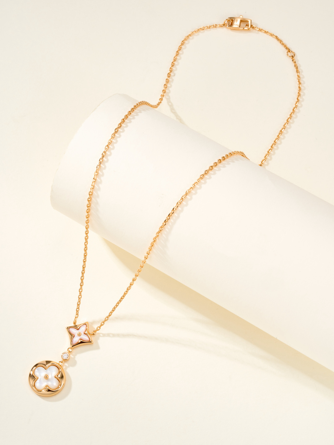 LV necklace-27