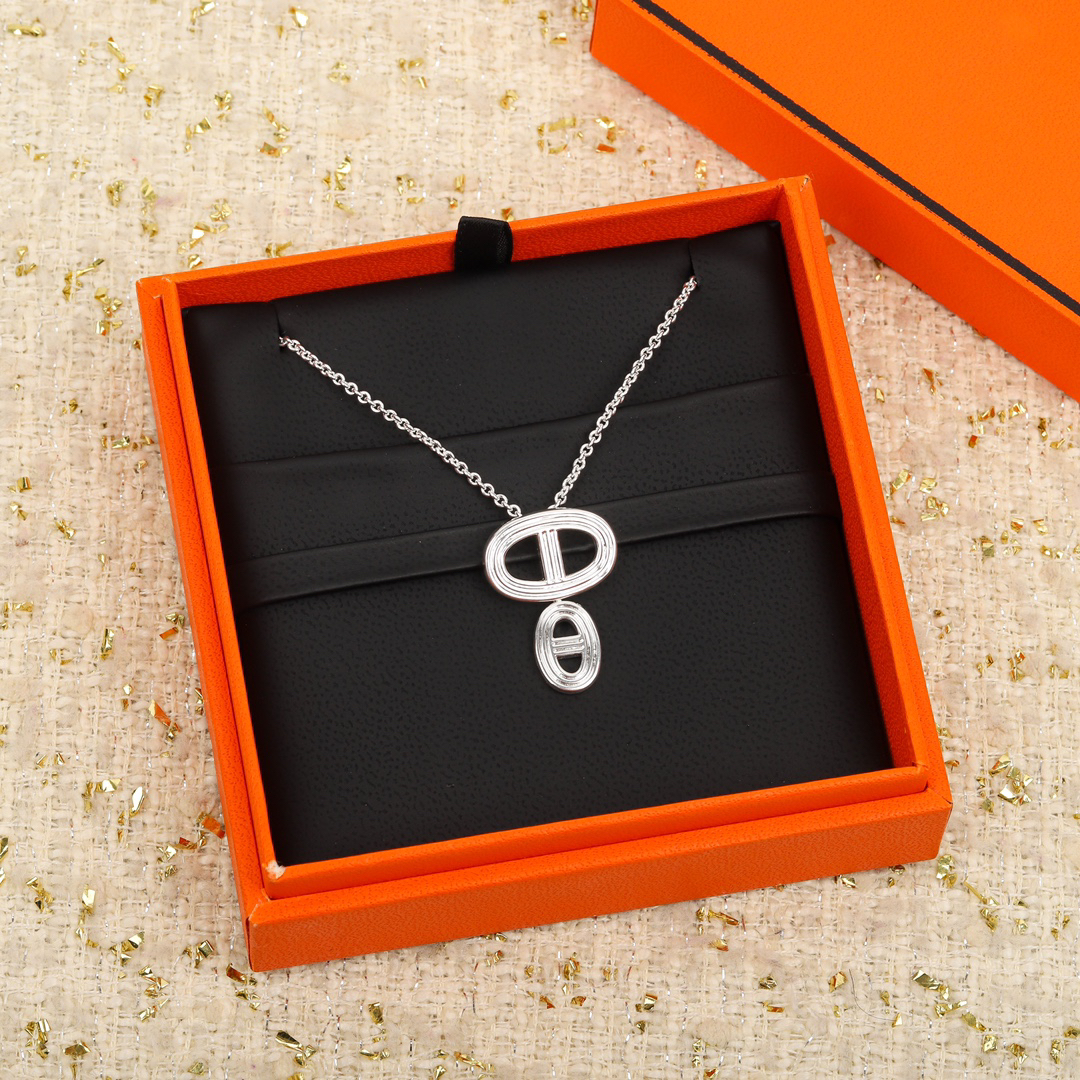 Hermes necklace-37