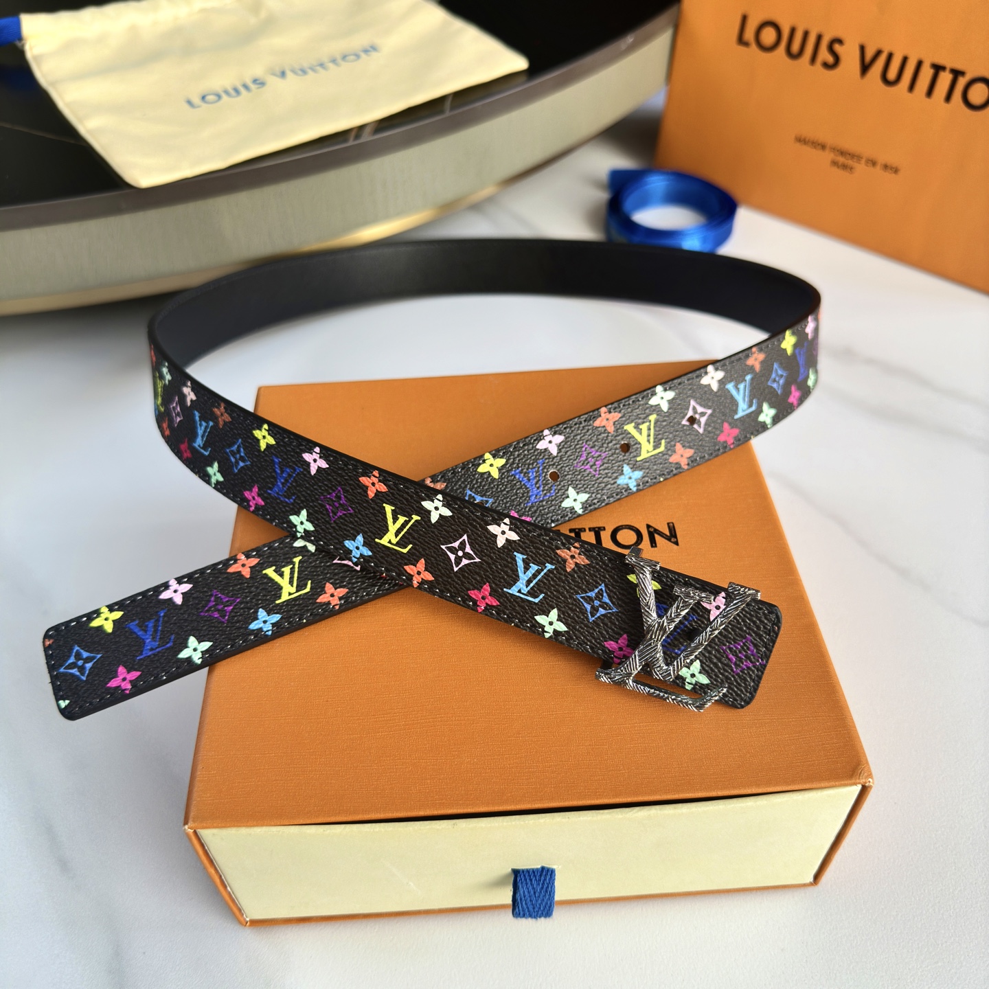 Lv belt-81
