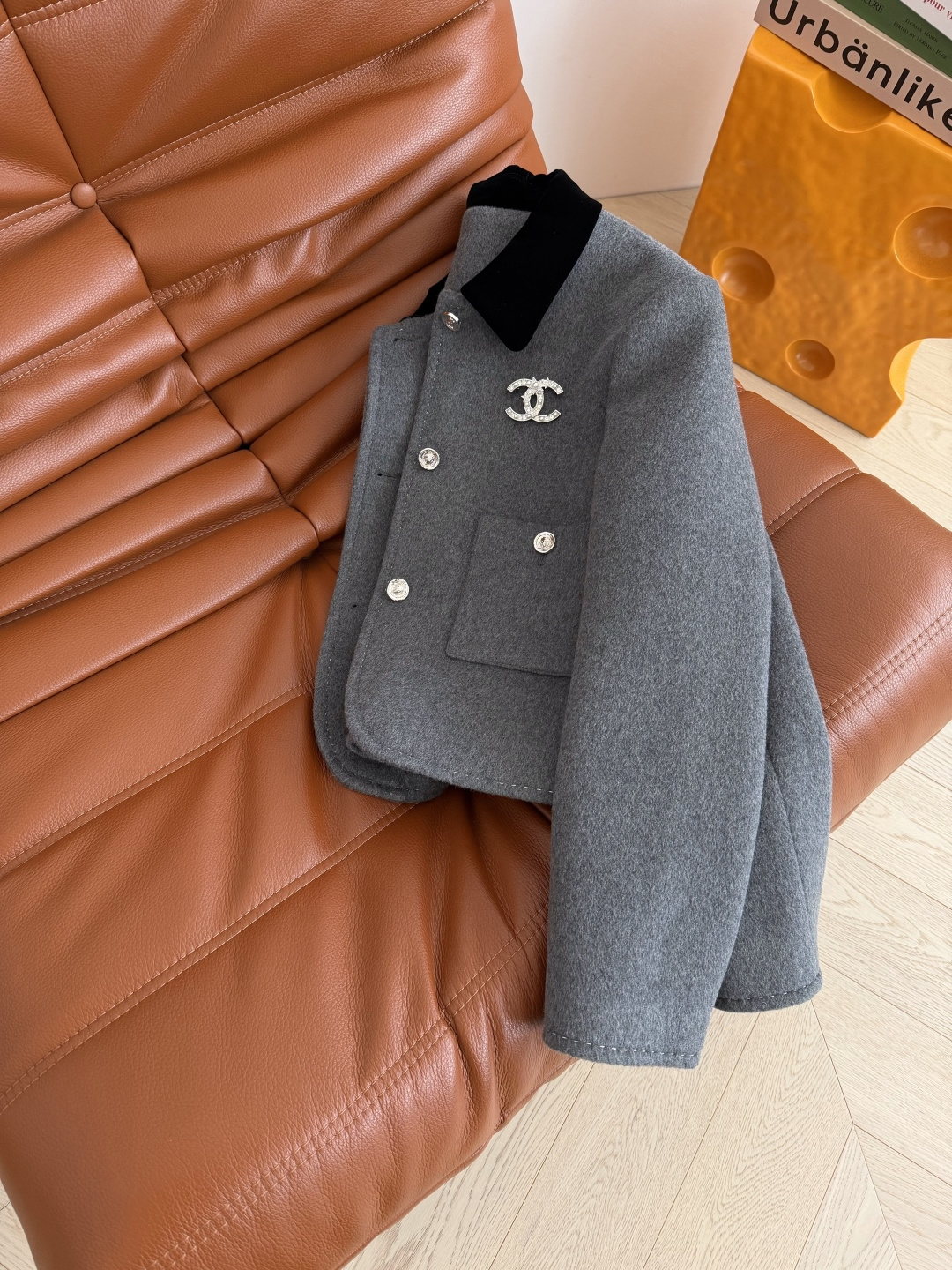 Chanel Clothing-192