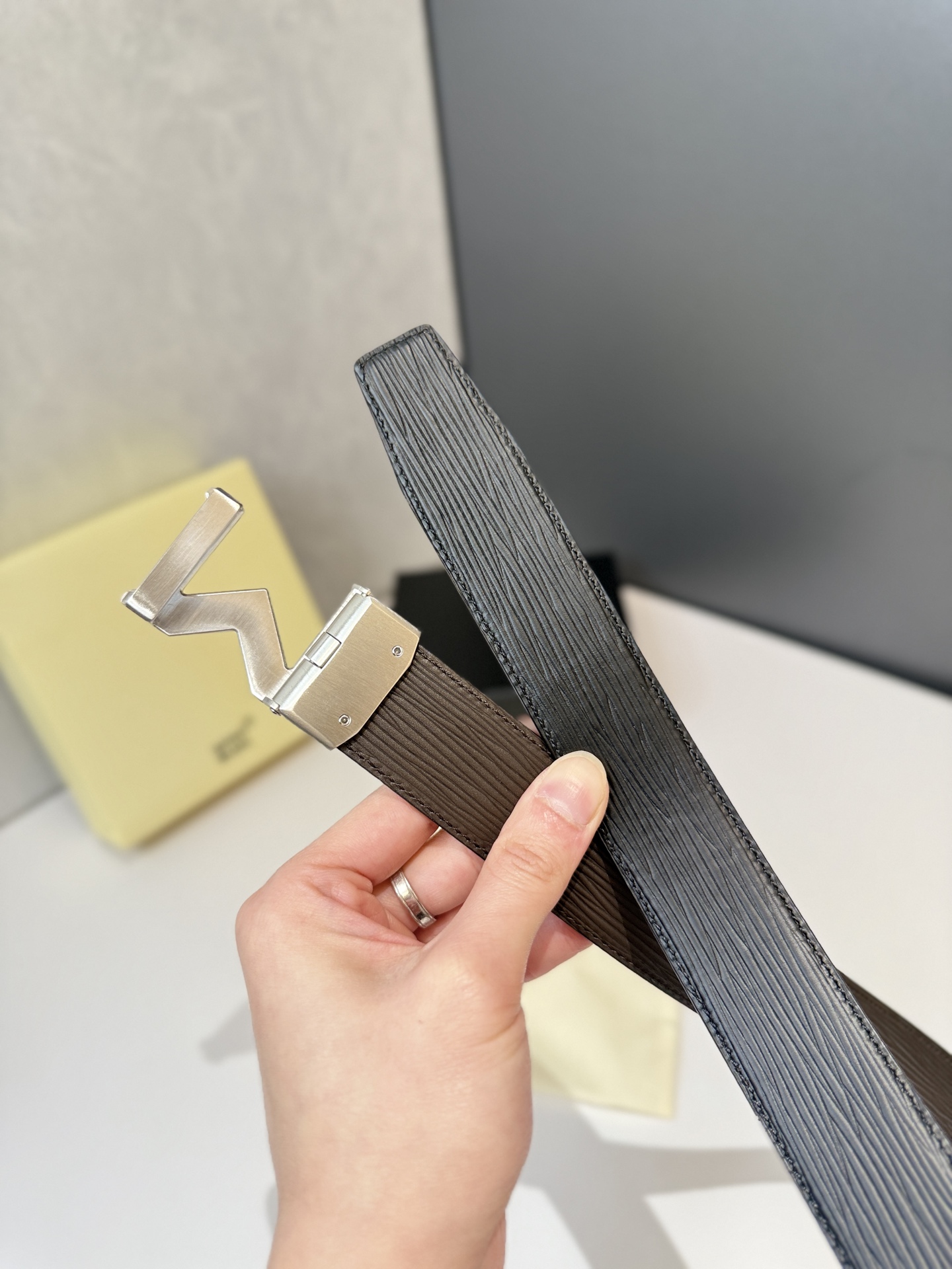Montblanc belt-44